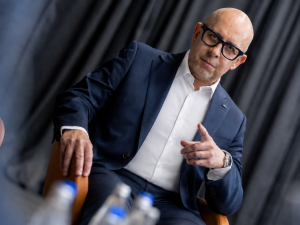 Piotr Engelbrecht - ekspert w debacie Puls Biznesu
